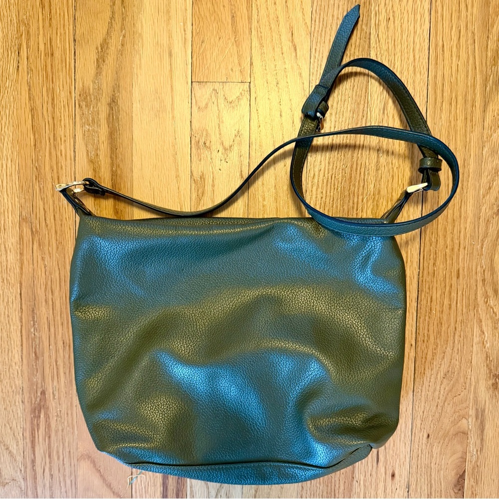 green crossbody purse